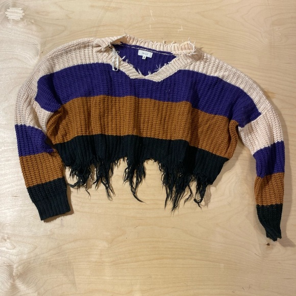 Love J Cropped Sweater Small (FP) - Picture 1 of 13